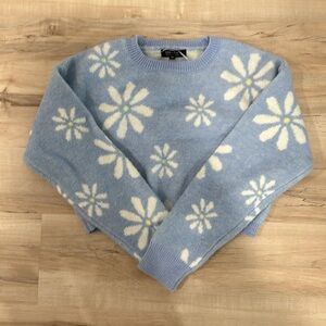 Cropped soft sweater and shorts set - Large sleeping pjs